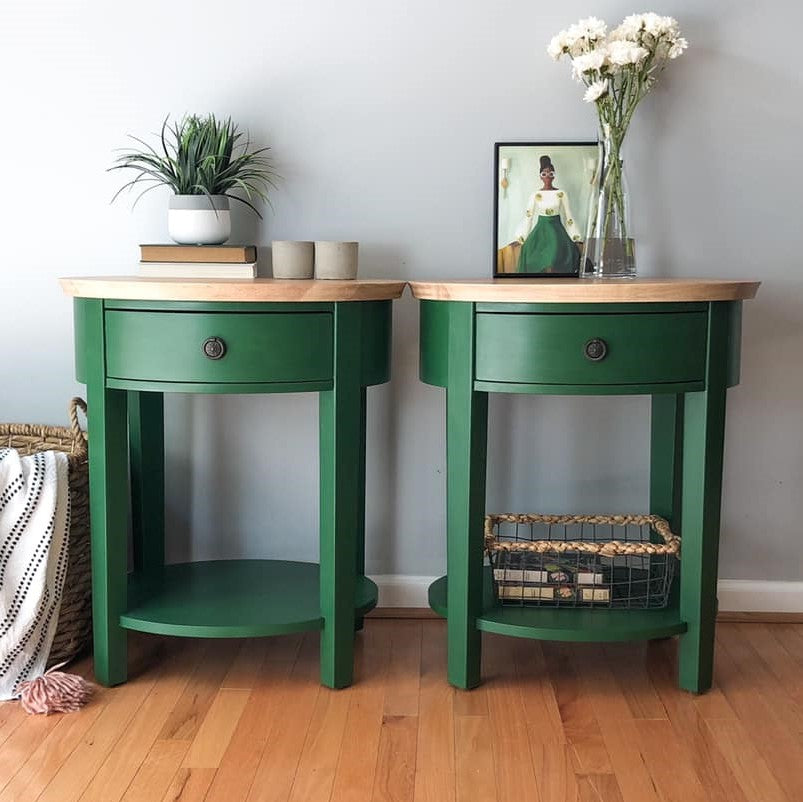 Round End Tables in 