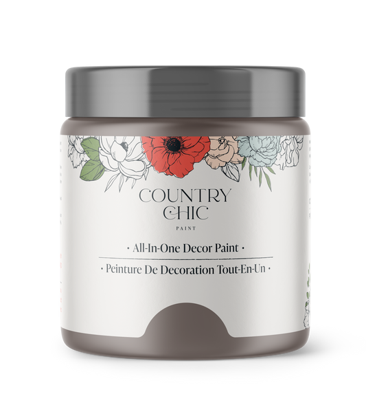 A pint of Country Chic Paint in the color Piece of Cake