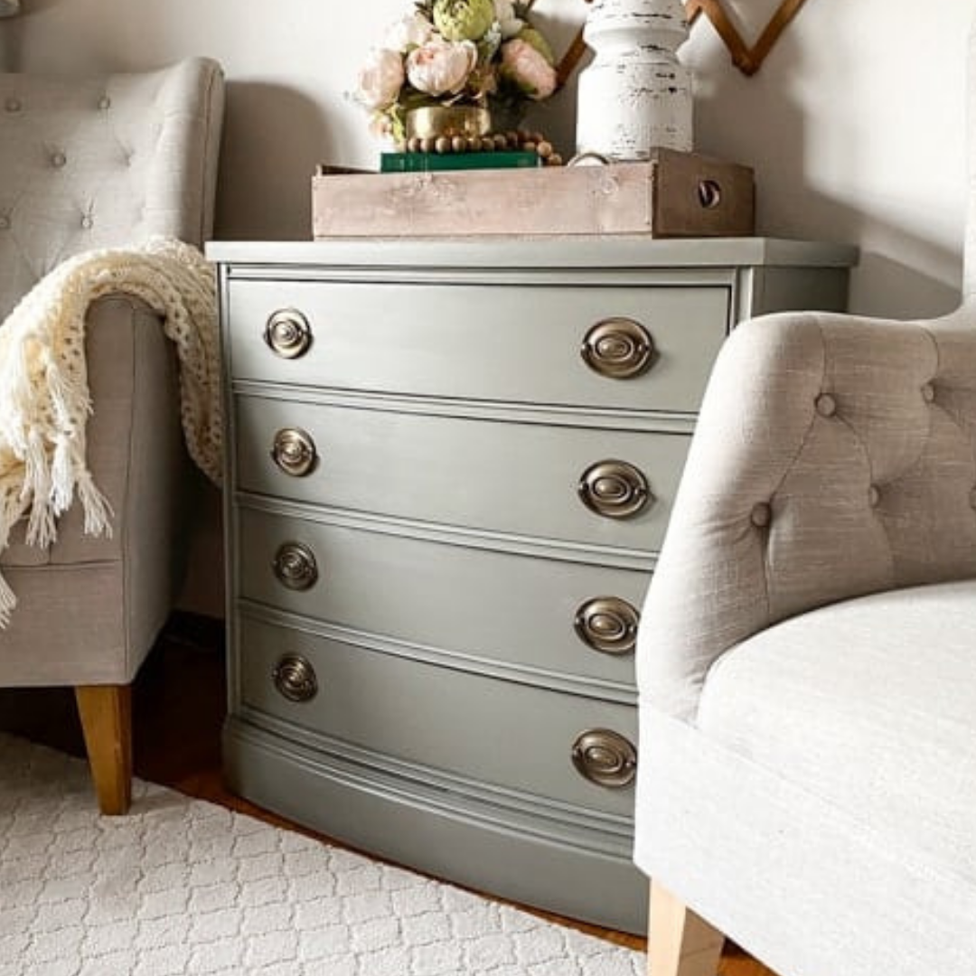 Parisian Chic - Chalk Style Paint for Furniture, Home Decor, DIY, Cabinets, Crafts - Eco-Friendly All-In-One Paint