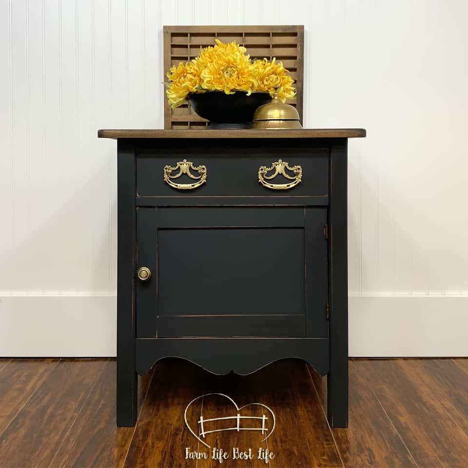 Furniture makeover - Antiquing Nightstand painted with black chalk furniture paint and sealed with natural hemp oil from Country Chic Paint11